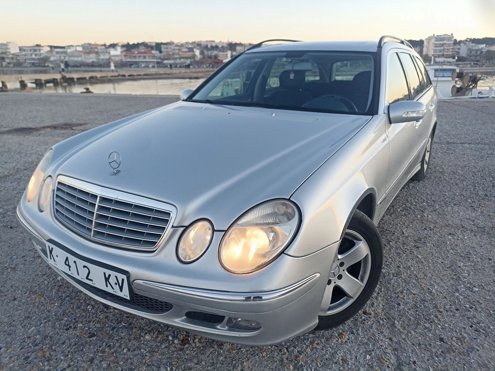 Mercedes-Benz E 220 Е220 150 к.с Нов внос Нидерландия, снимка 1