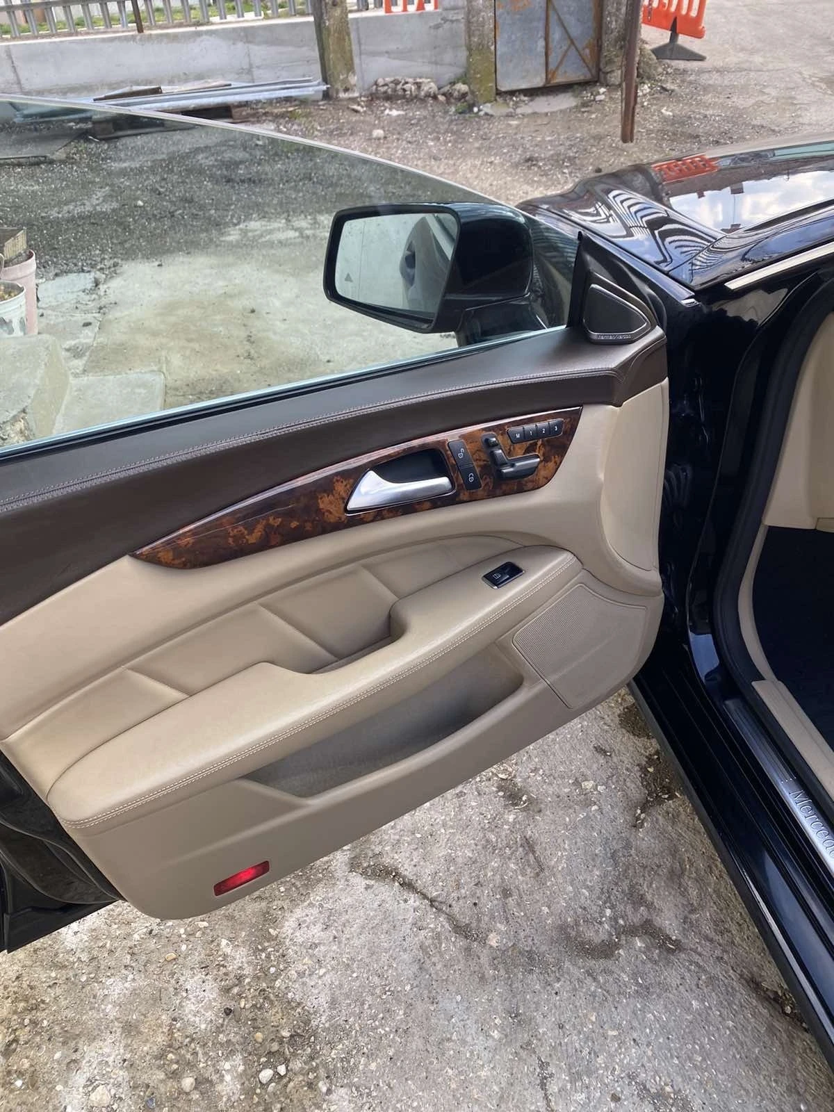 Mercedes-Benz CLS 350 AMG - бензин | Mobile.bg — изображение 12