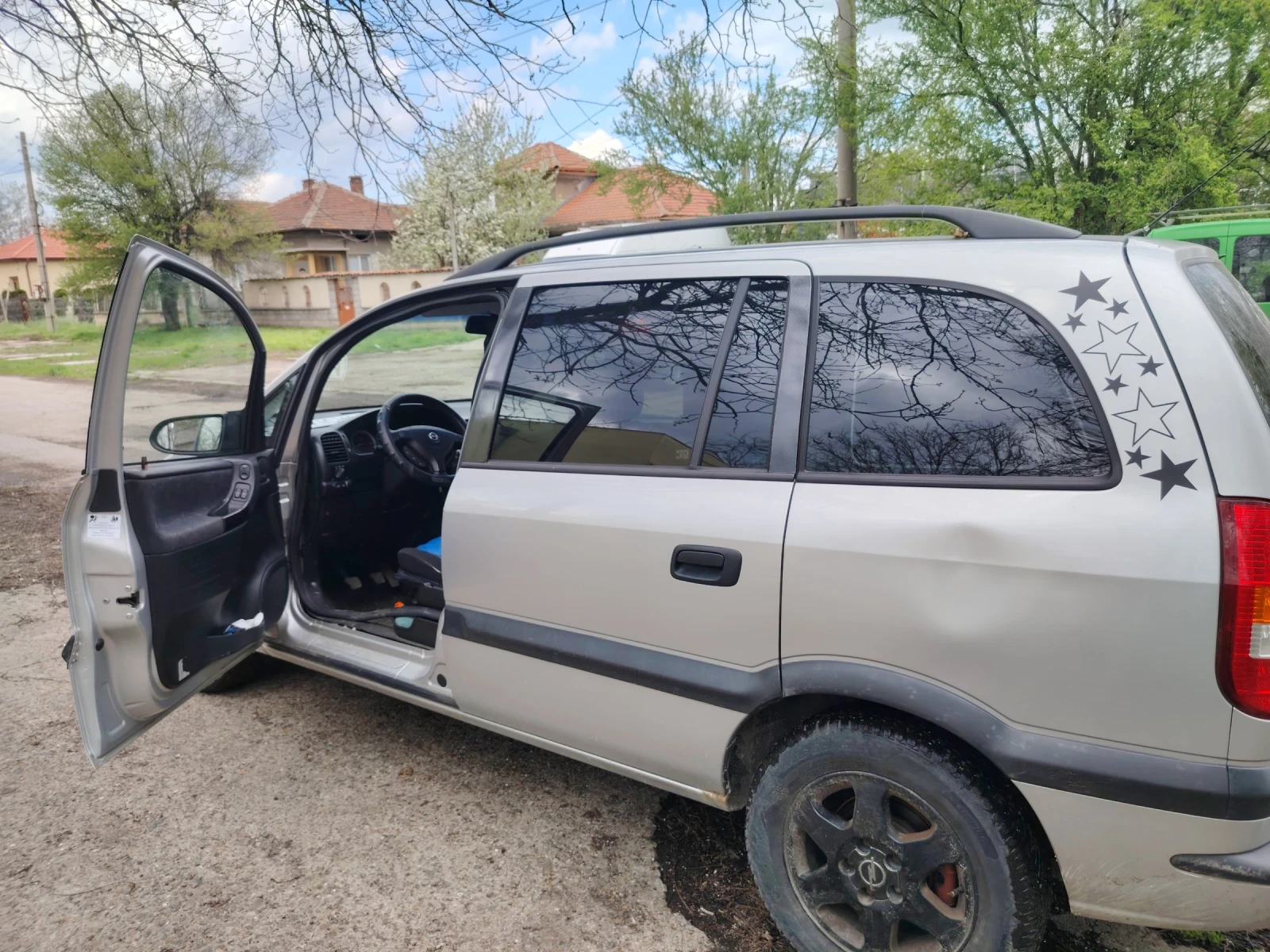 Opel Zafira  - изображение 4