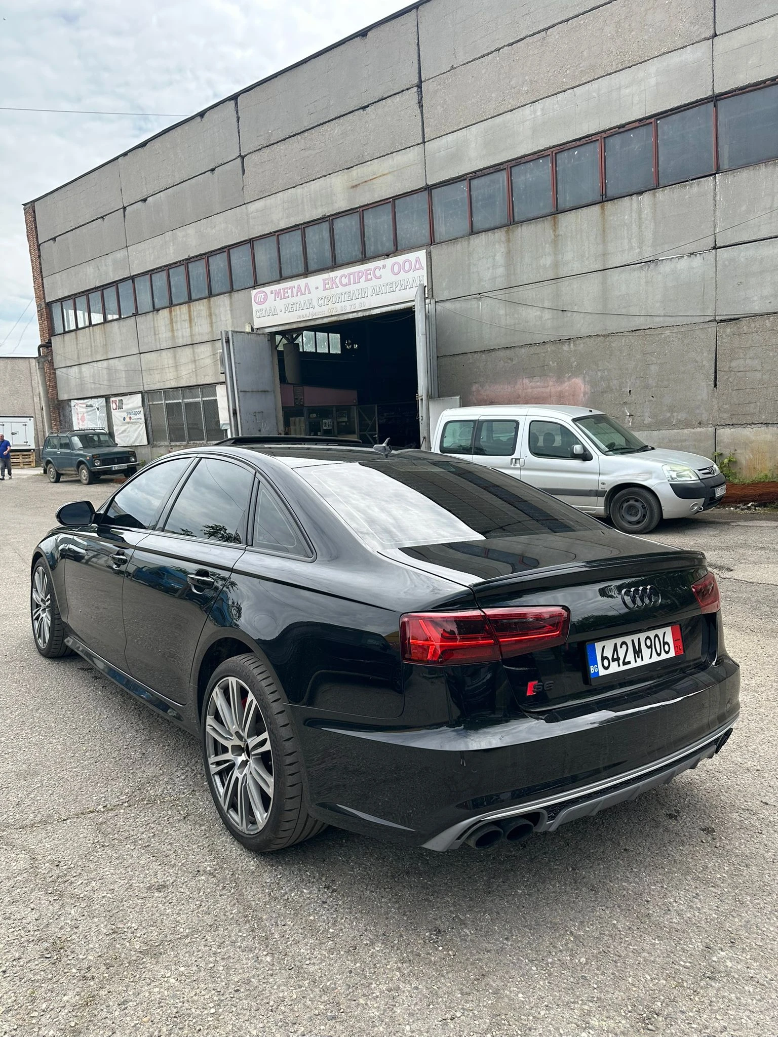 Audi S6  4.0 TFSI* DISTR * 360 CAM*  - изображение 5