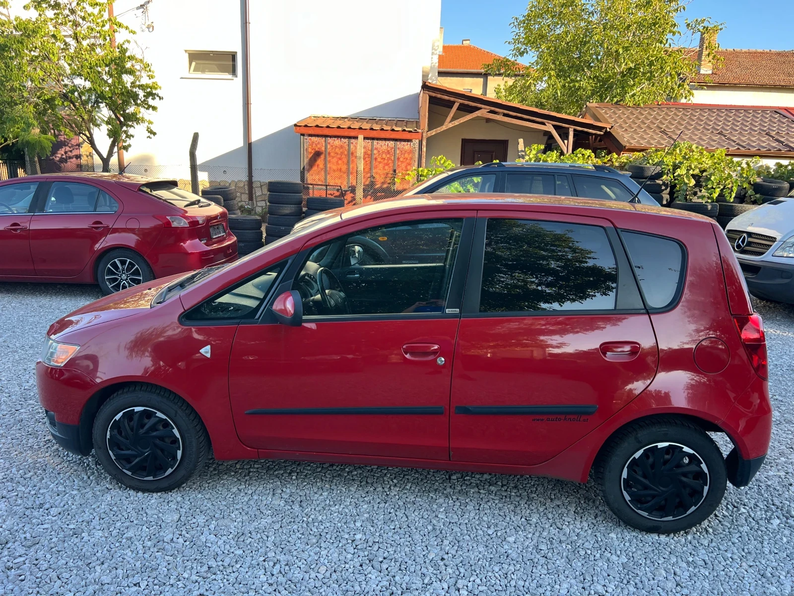 Mitsubishi Colt 1.1 75кс Климатик Нов внос - изображение 4