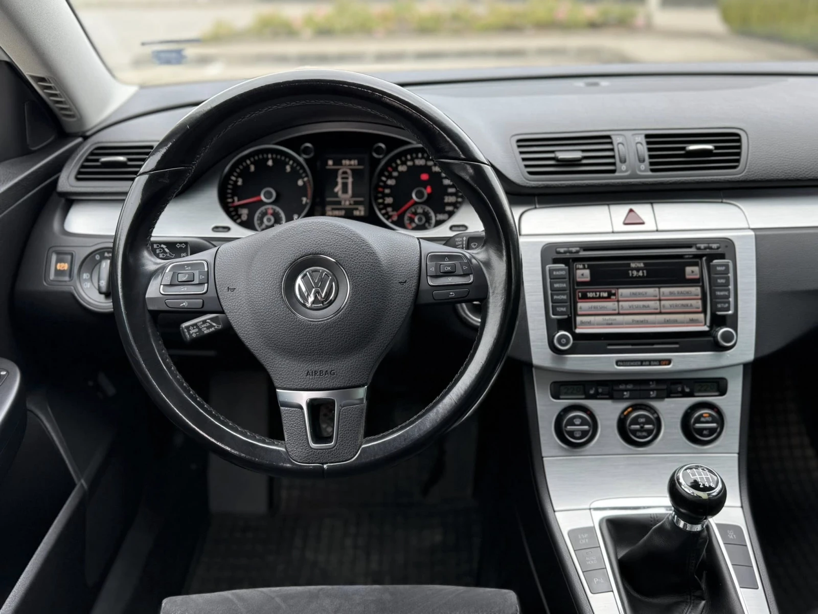 VW Passat 2.0T R line NEW TURBO ! - изображение 10