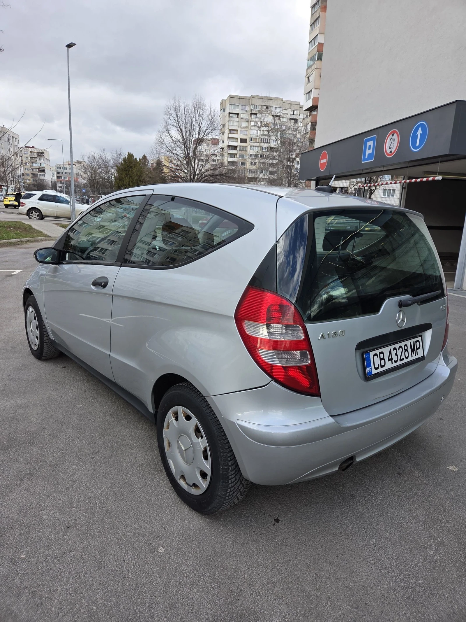 Mercedes-Benz A 180 EURO4 - изображение 10