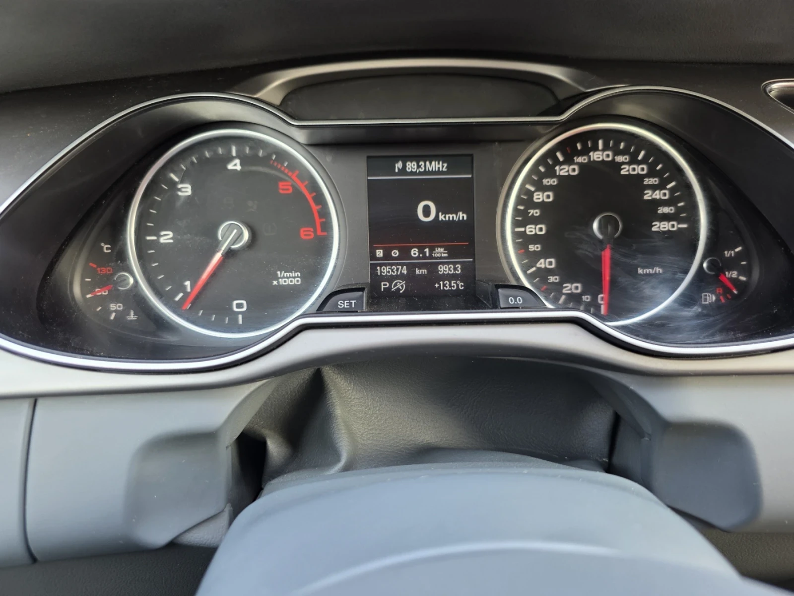 Audi A4 2.0tdi 4x4 190ps Дистроник Рекаро ЛеД, снимка 12 - Автомобили и джипове - 53712287