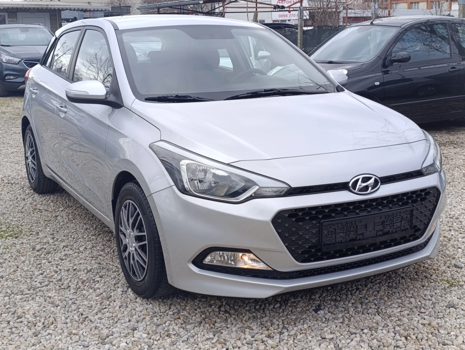 Hyundai I20  BENZIN, снимка 3 - Автомобили и джипове - 53874732