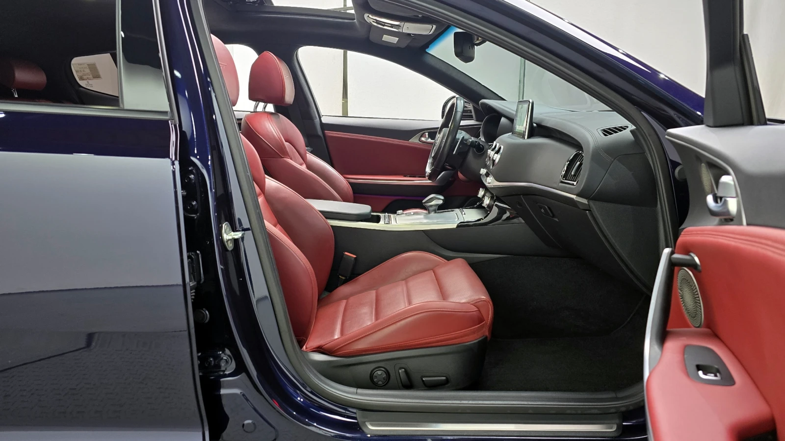 Kia Stinger 3.3T AWD GT autogeorge.com, снимка 9 - Автомобили и джипове - 54119140