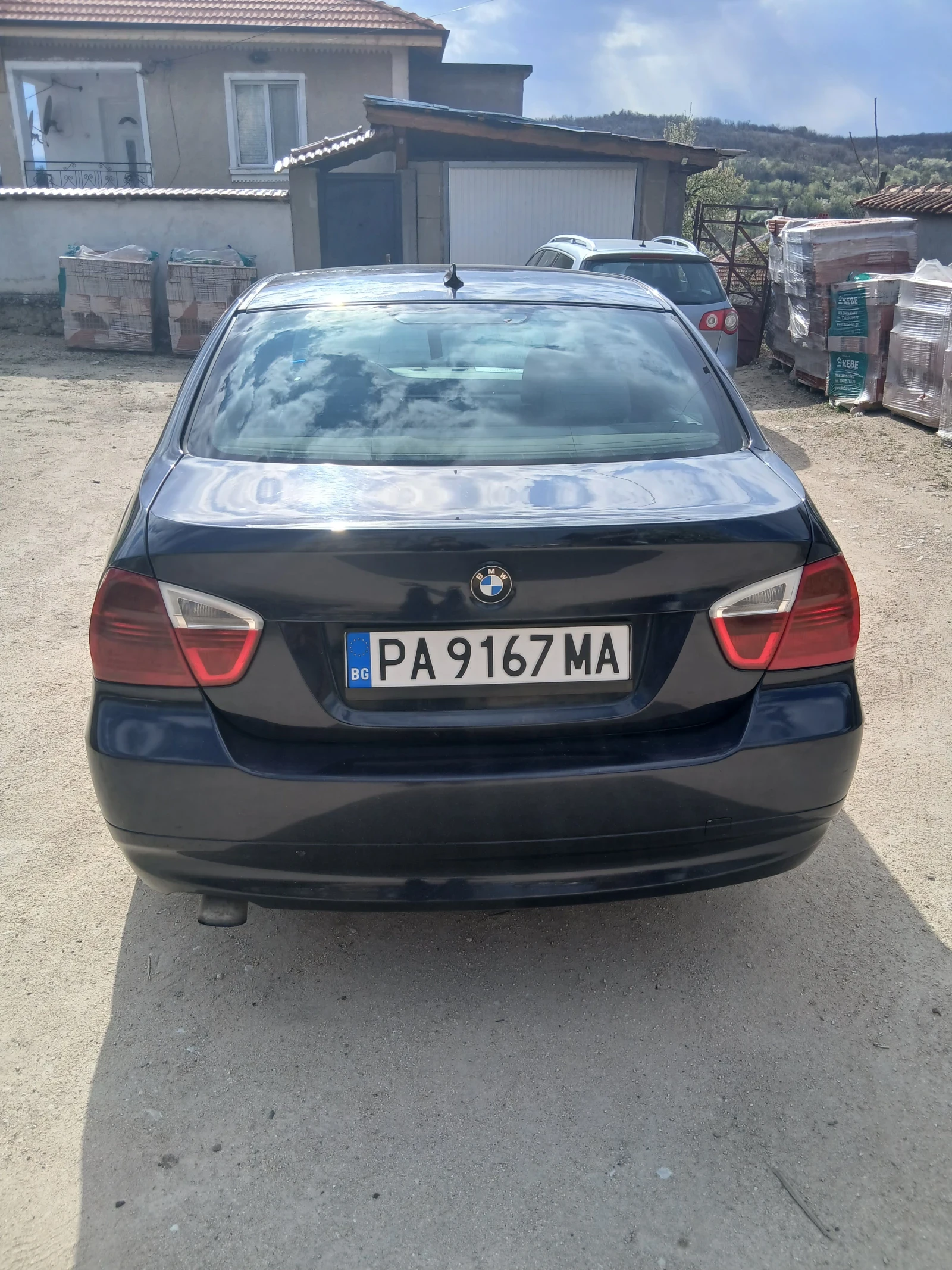 BMW 320, снимка 3 - Автомобили и джипове - 54149084