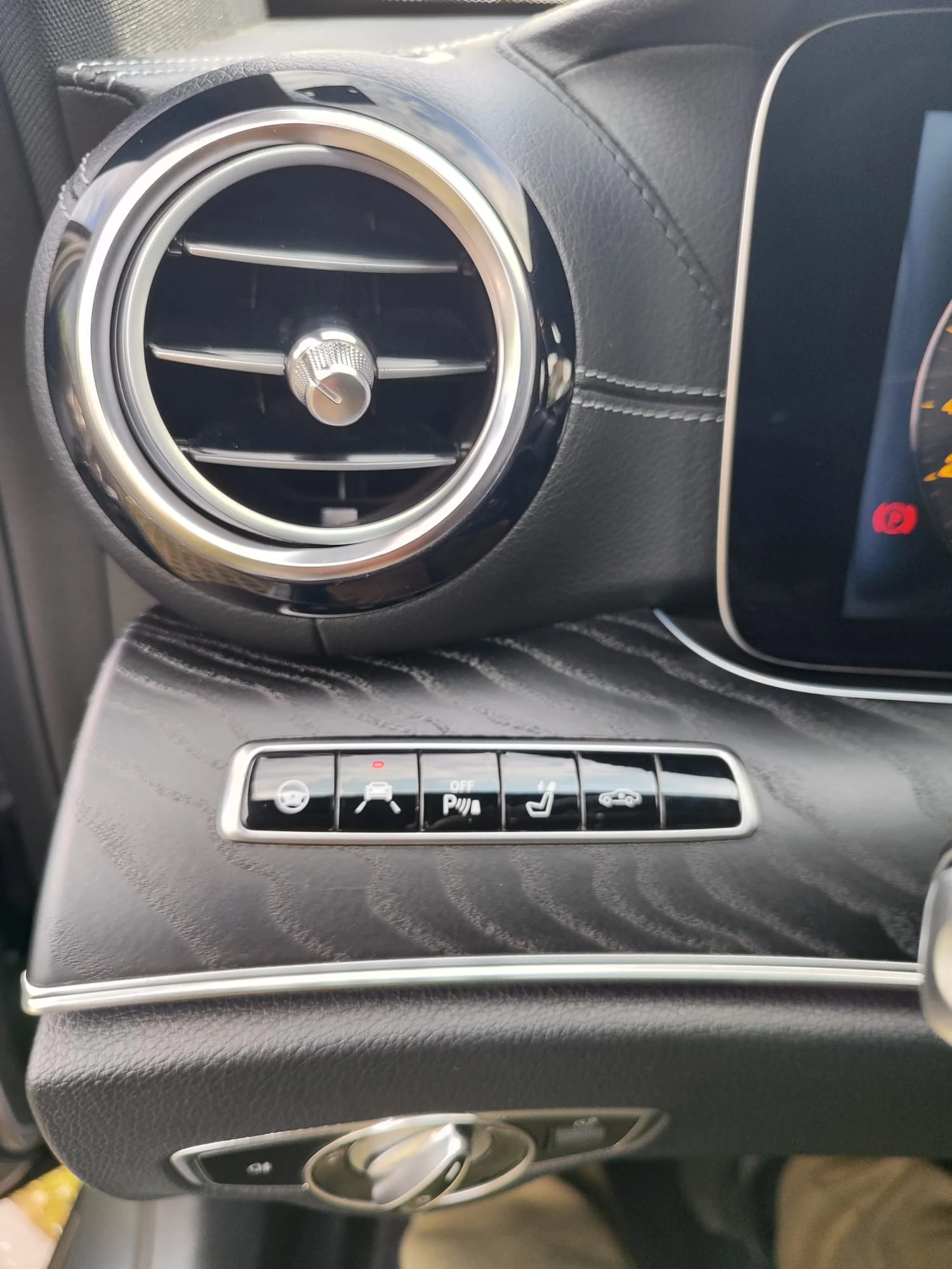Mercedes-Benz E 43 AMG, снимка 12 - Автомобили и джипове - 54493647