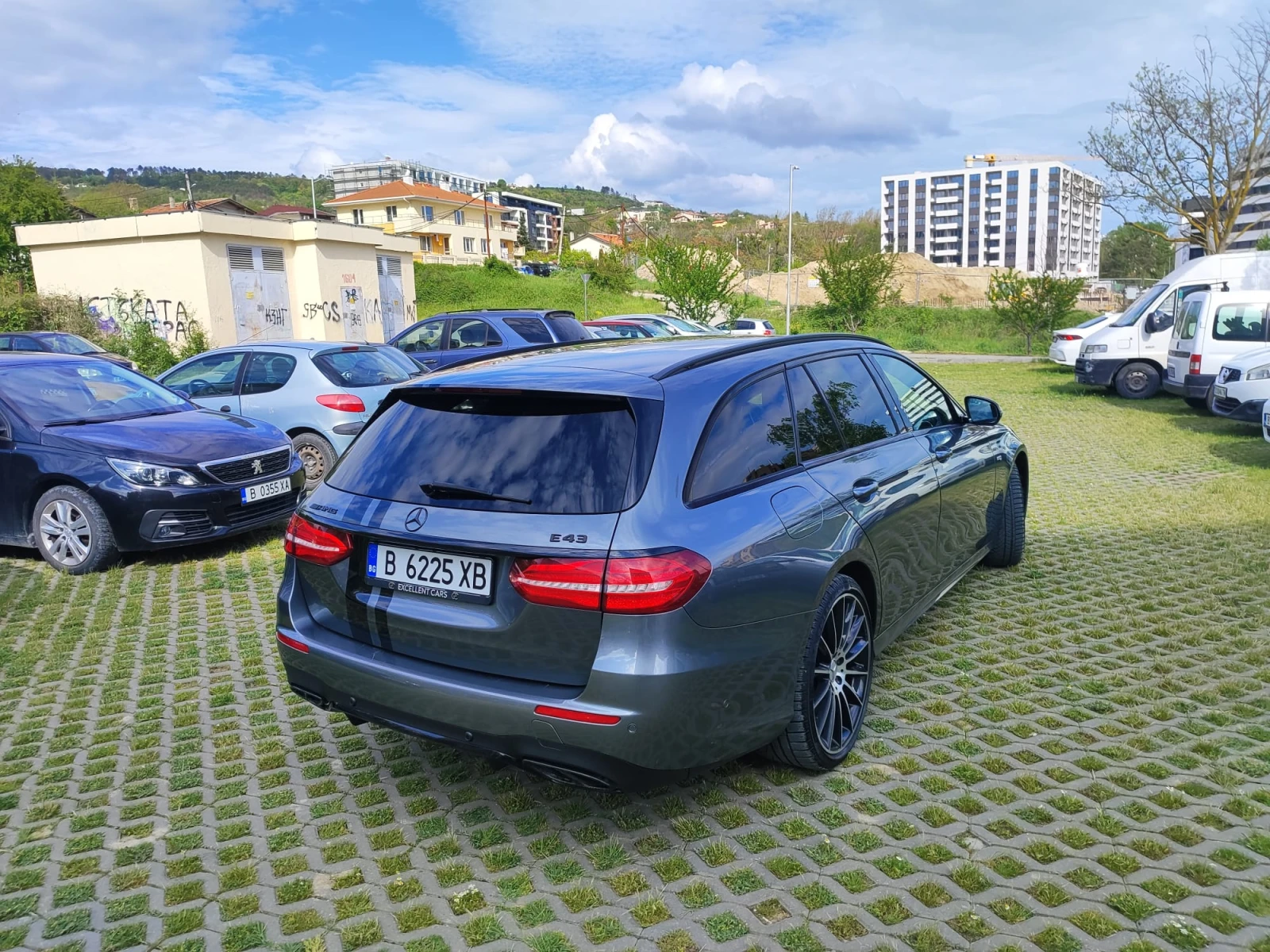 Mercedes-Benz E 43 AMG, снимка 4 - Автомобили и джипове - 54493647