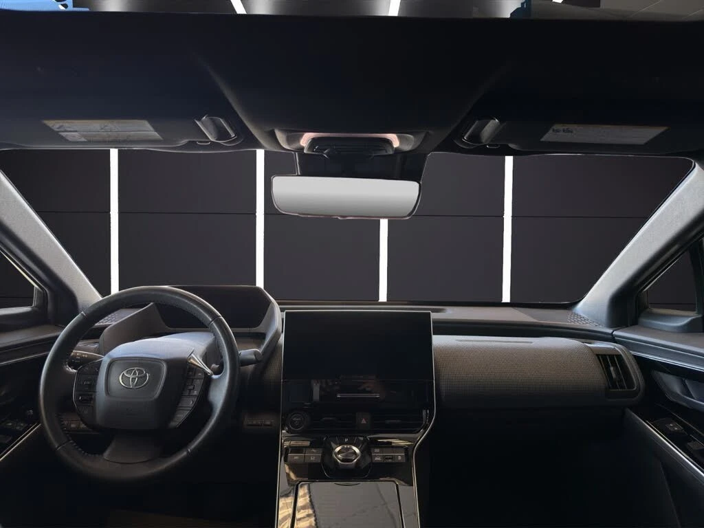 Toyota bZ4X ELECTRIC/XLE/AWD/KAMEPA/LANE ASSIST  | Mobile.bg � ����������� 12