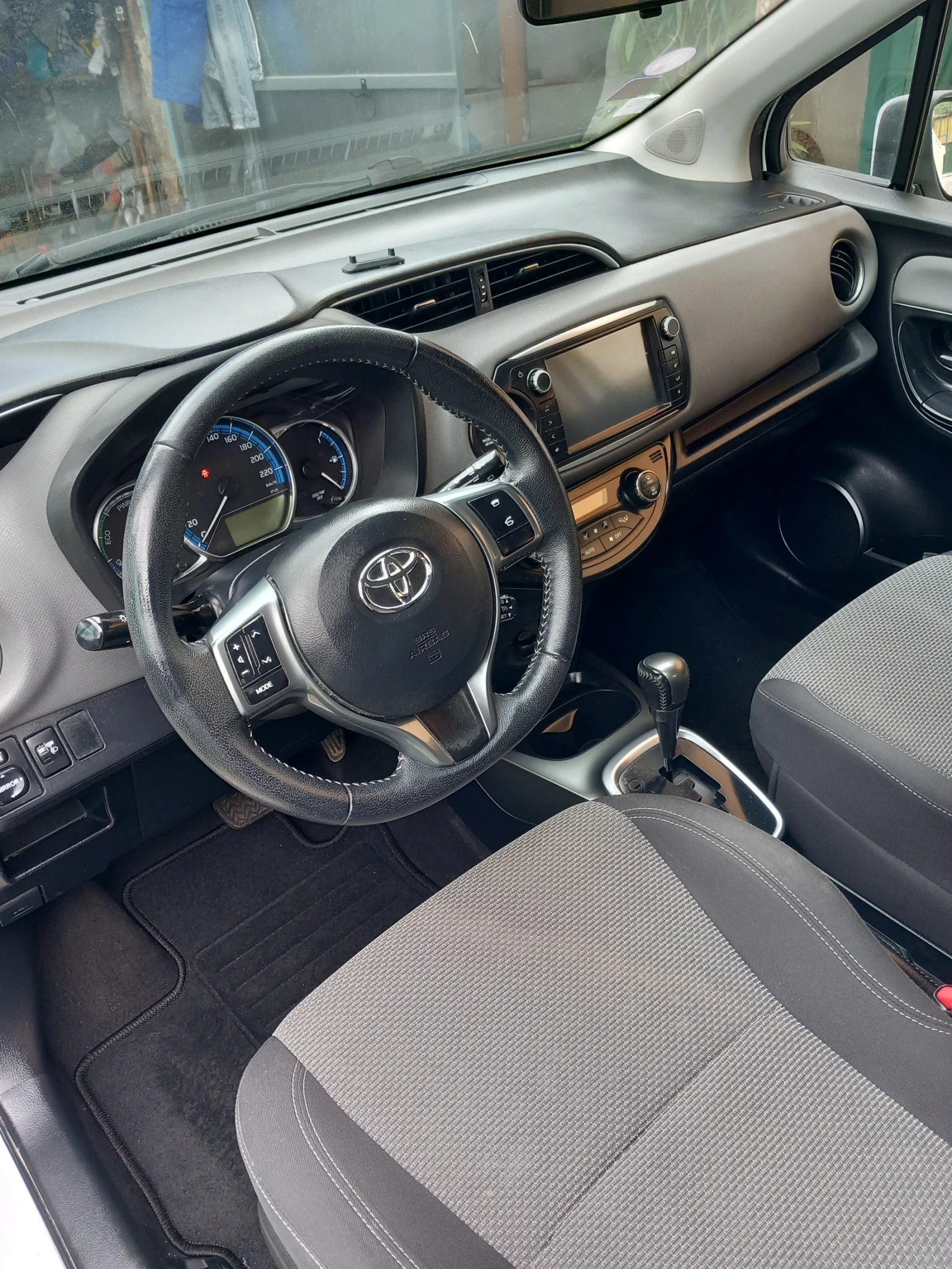 Toyota Yaris 1.5hibrid | Mobile.bg � ����������� 6