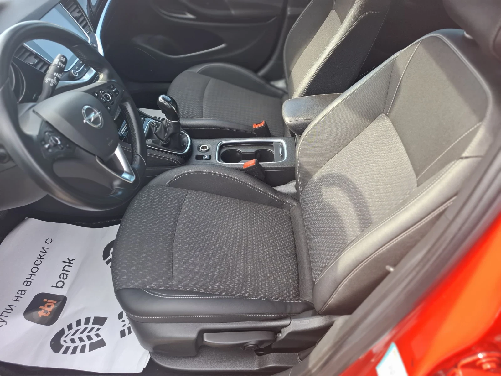 Opel Astra 1.6 CDTI, снимка 7 - Автомобили и джипове - 54856433