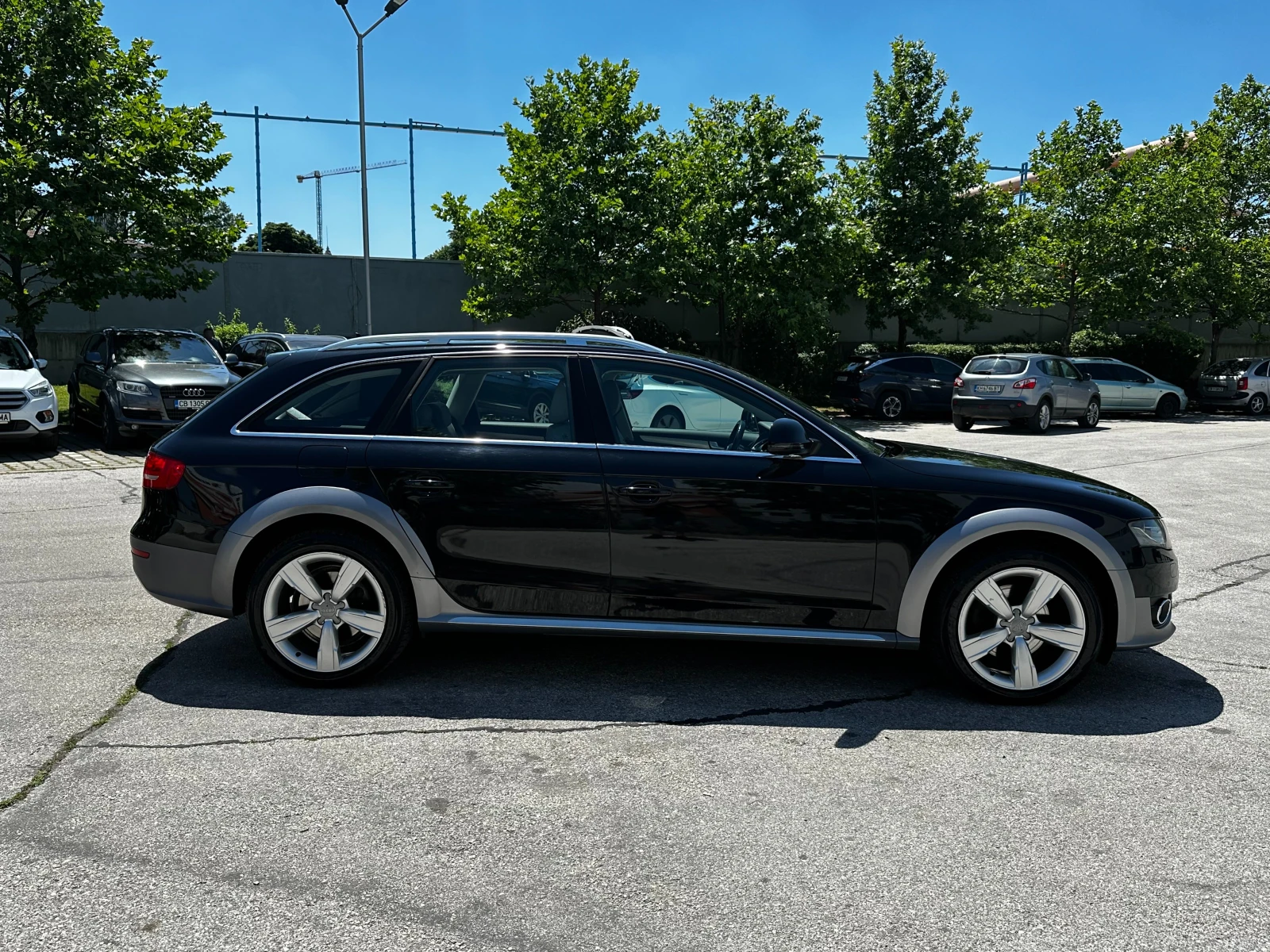 Audi A4 Allroad 2.0d 170 к.с./ГАРАНЦИЯ, снимка 5 - Автомобили и джипове - 55048910