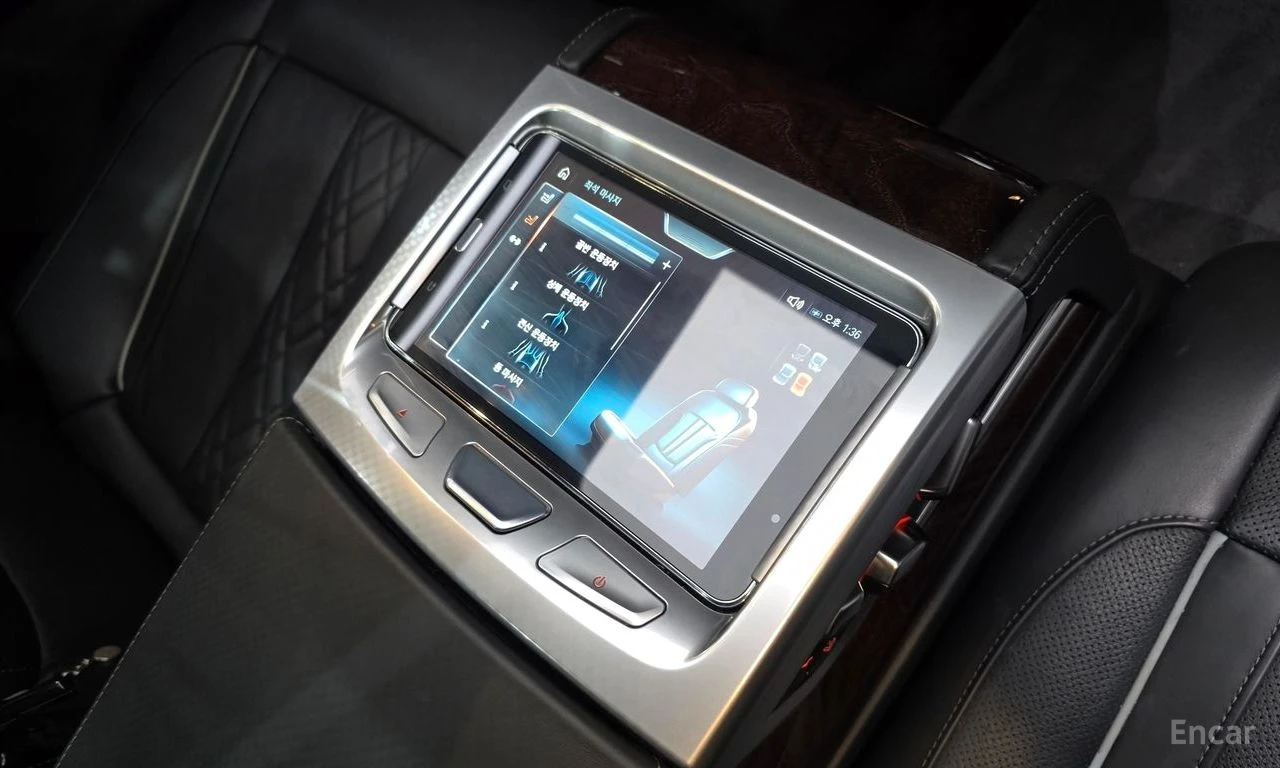 BMW 750 XDRIVE* BOWER* WILKINS* ОБДУХВАНЕ* ДИСТРОНИК* ХЕДЪ, снимка 15 - Автомобили и джипове - 55721911