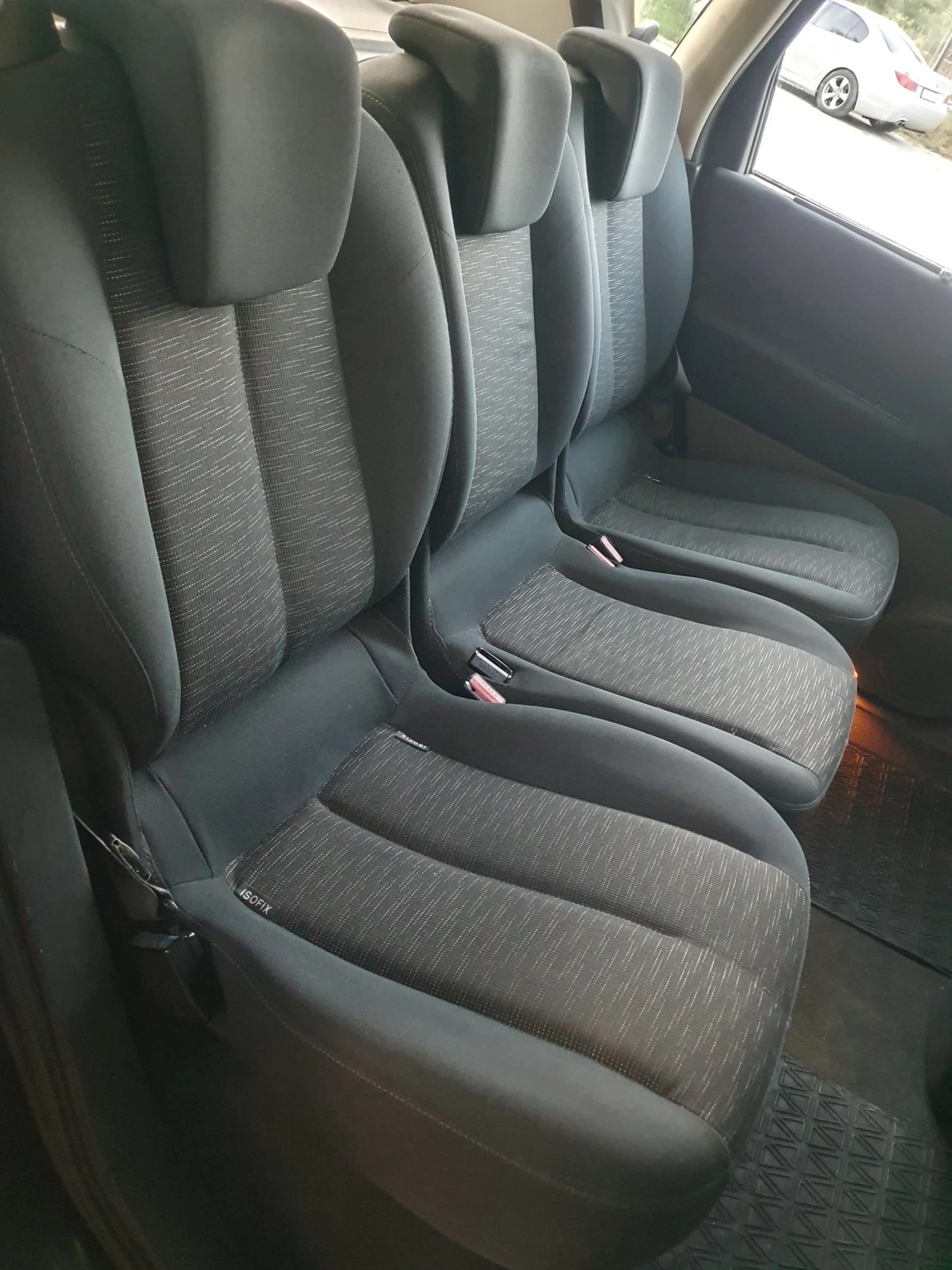 Renault Scenic, снимка 9 - Автомобили и джипове - 56192737