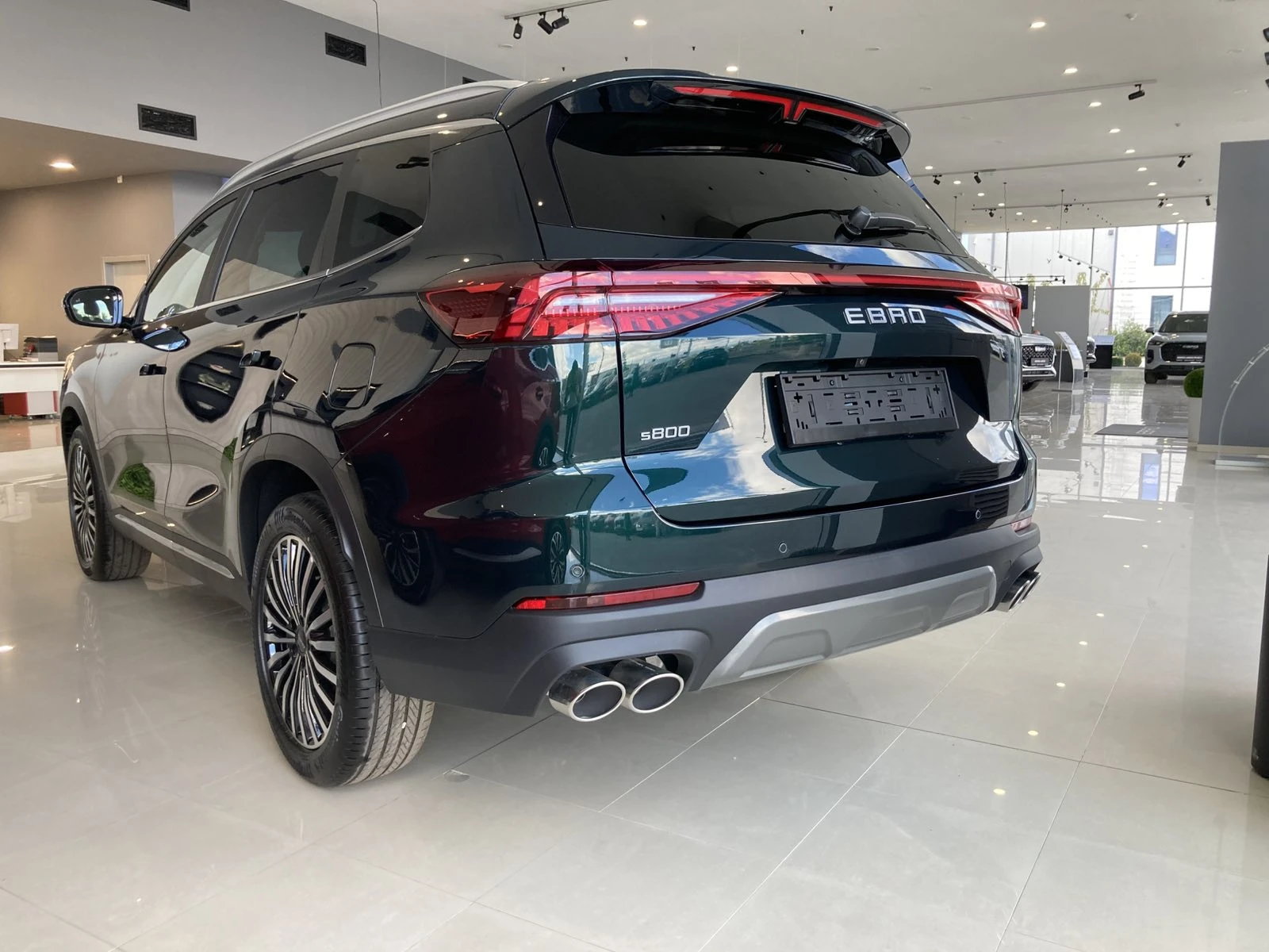 EBRO s800 ICE Luxury, снимка 2 - Автомобили и джипове - 56193363