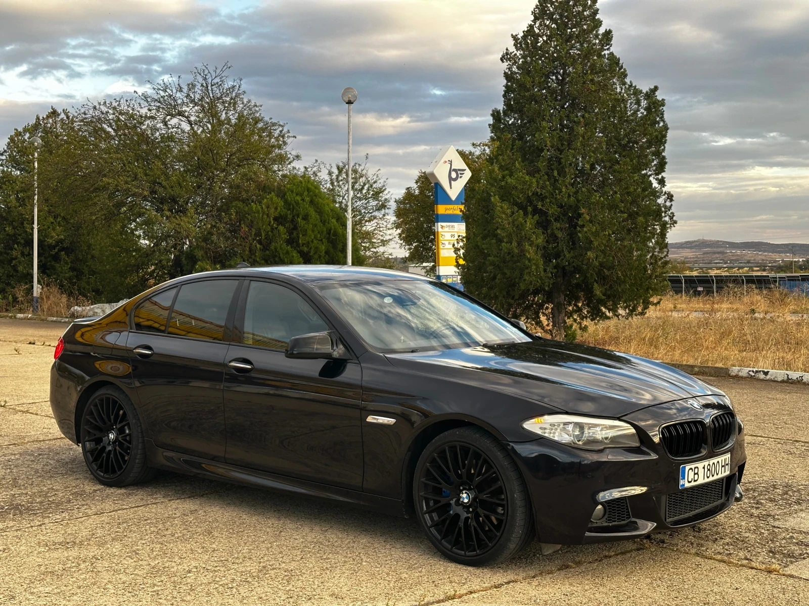 BMW 525 * CARBON SCHWARZ* F1* M5-PACK | Mobile.bg � ����������� 2