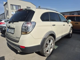Chevrolet Captiva 2.2D NAVI SHZ Kam Кожа 7-SITZ 4x4 Проблем-скорости, снимка 3