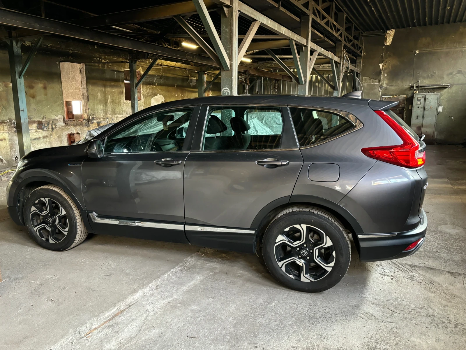 Honda Cr-v 2, 0 Hybrid - изображение 5