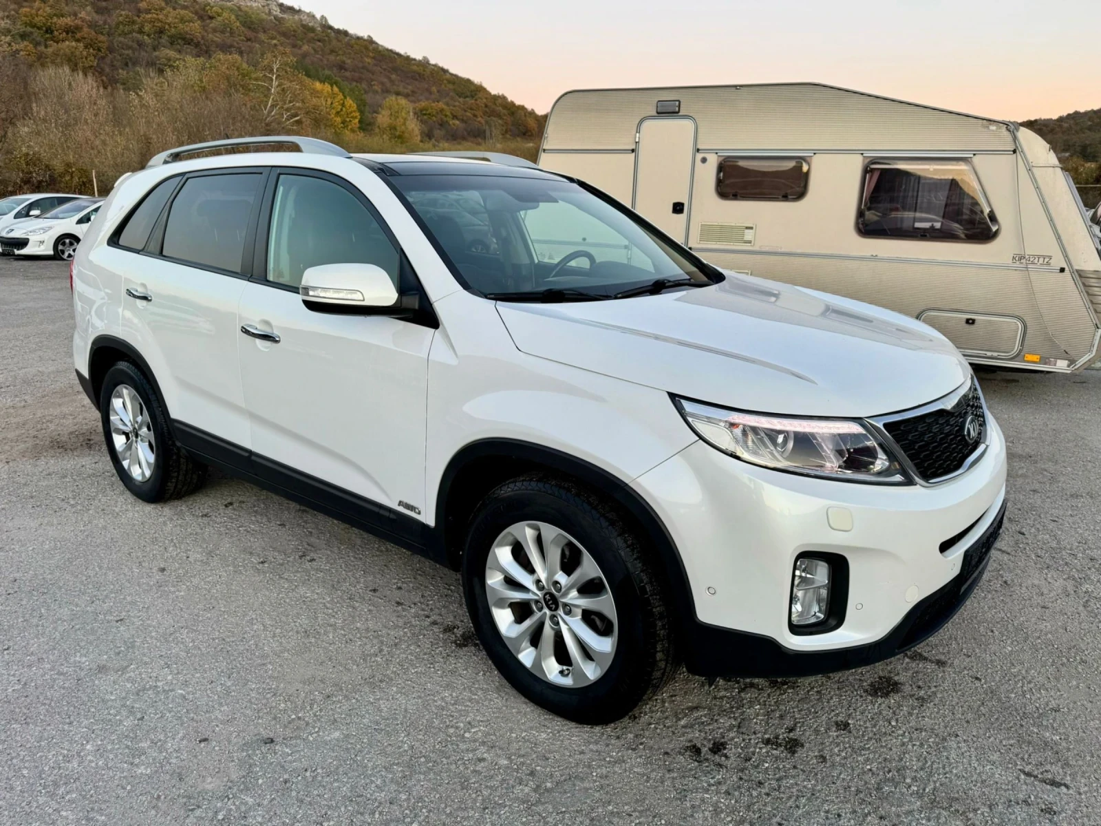 Kia Sorento 2.2CRDI, FULL, АВТОМАТ, 7 МЕСТЕН, FACELIFT  - изображение 5