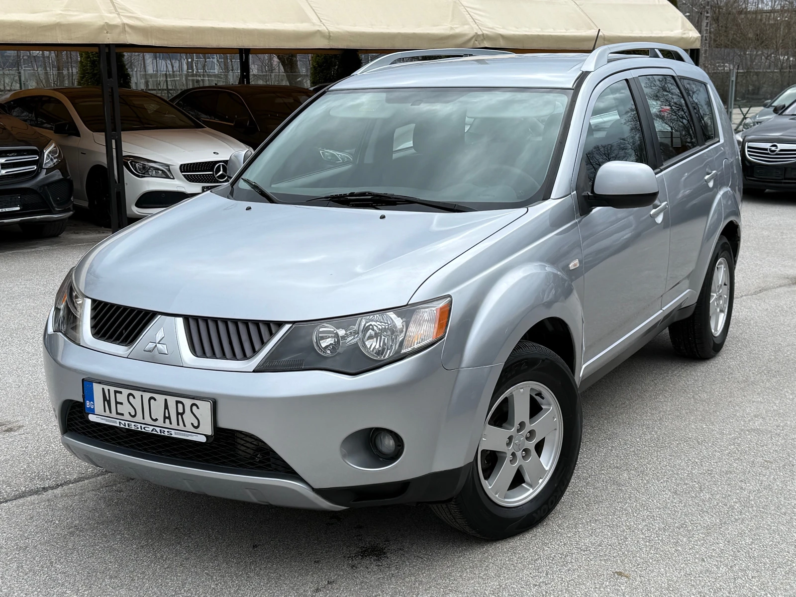 Mitsubishi Outlander 2.0D INVITE 4X4 140��. !! ��� ��������� !! | Mobile.bg � ����������� 1