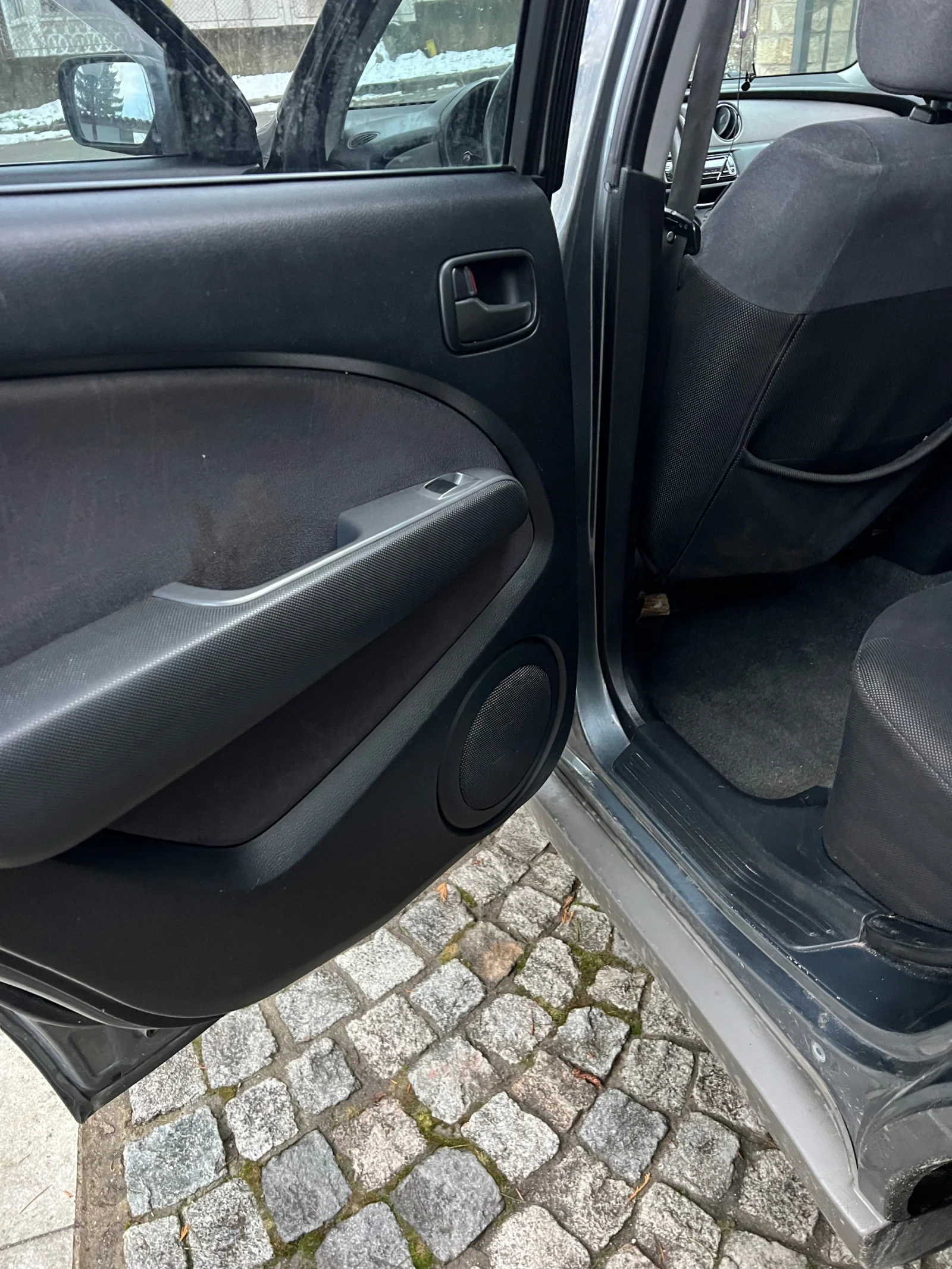 Mitsubishi Outlander 1 | Mobile.bg � ����������� 16