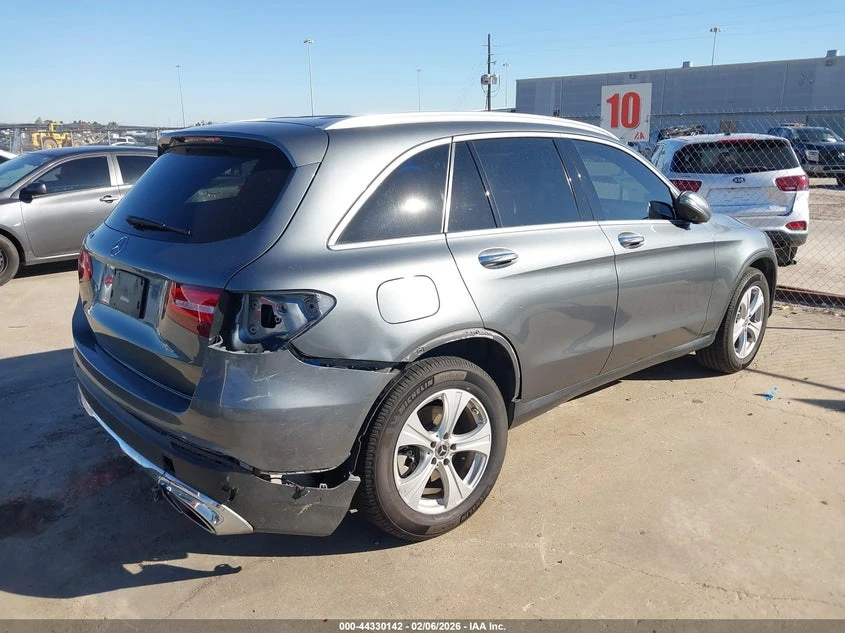Mercedes-Benz GLC 300 2l, снимка 4 - Автомобили и джипове - 53773523