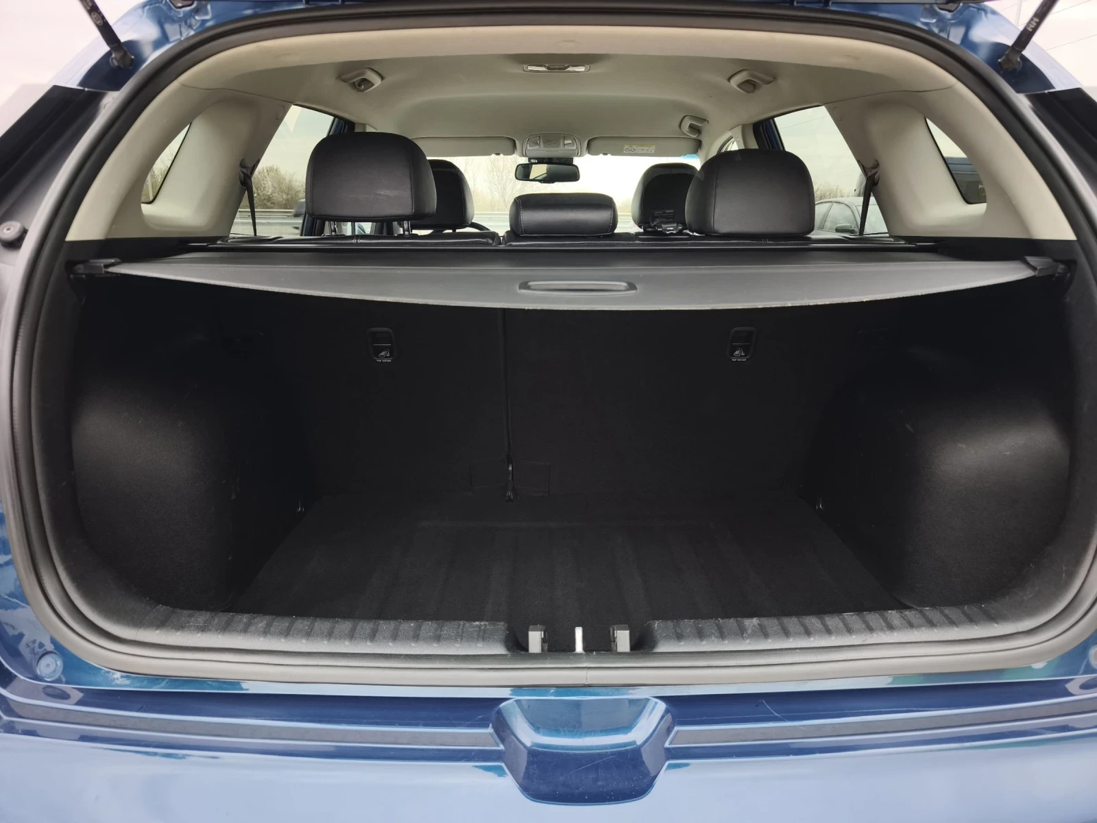 Kia Niro 1.6 HYBRID FULL SERVICE IN KIA NEW !!!, снимка 12 - Автомобили и джипове - 54032108