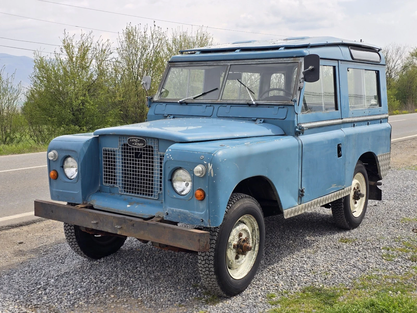 Land Rover Defender 88