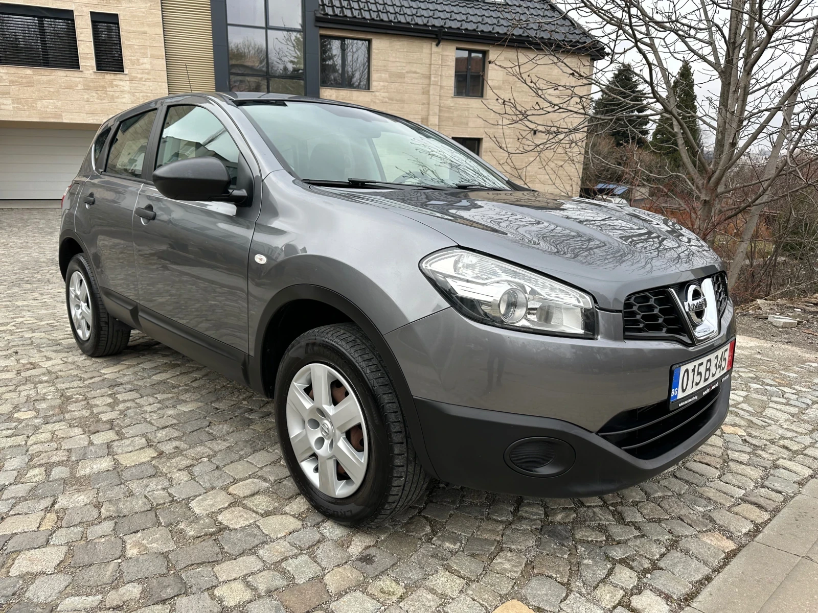 Nissan Qashqai 1.5dci 6скорости 2013, снимка 2 - Автомобили и джипове - 54198342
