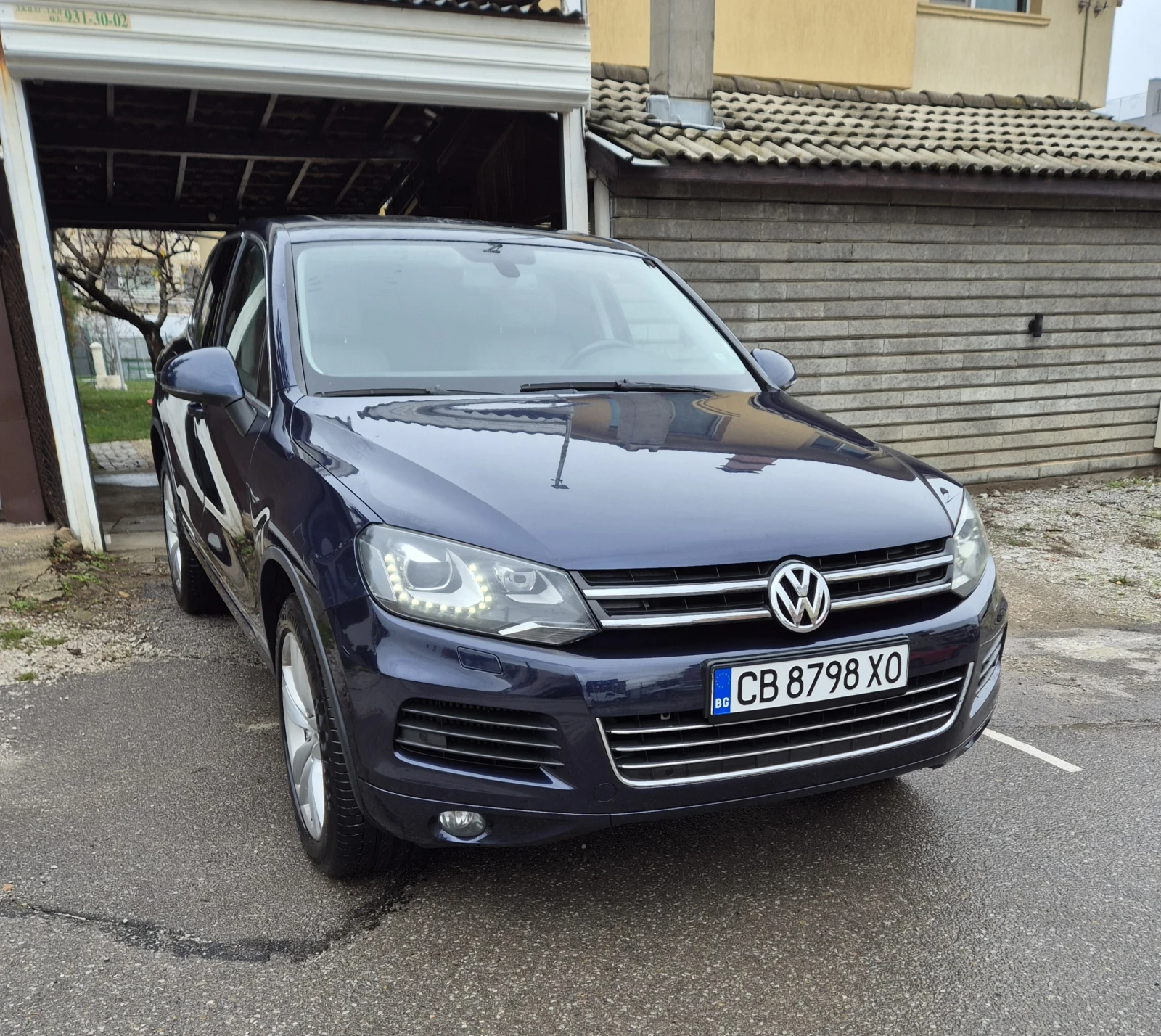 VW Touareg, снимка 3 - Автомобили и джипове - 54317360
