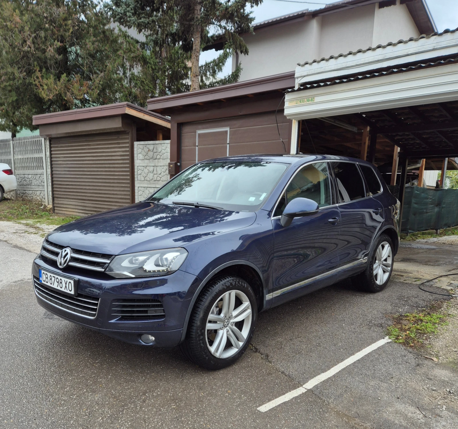 VW Touareg, снимка 2 - Автомобили и джипове - 54317360