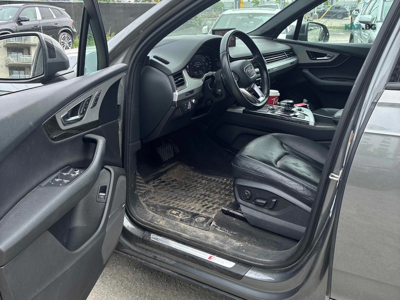 Audi Q7 Technik * Distronic *  АвтоКредит * (ЦЕНА ДО БГ), снимка 9 - Автомобили и джипове - 54840981