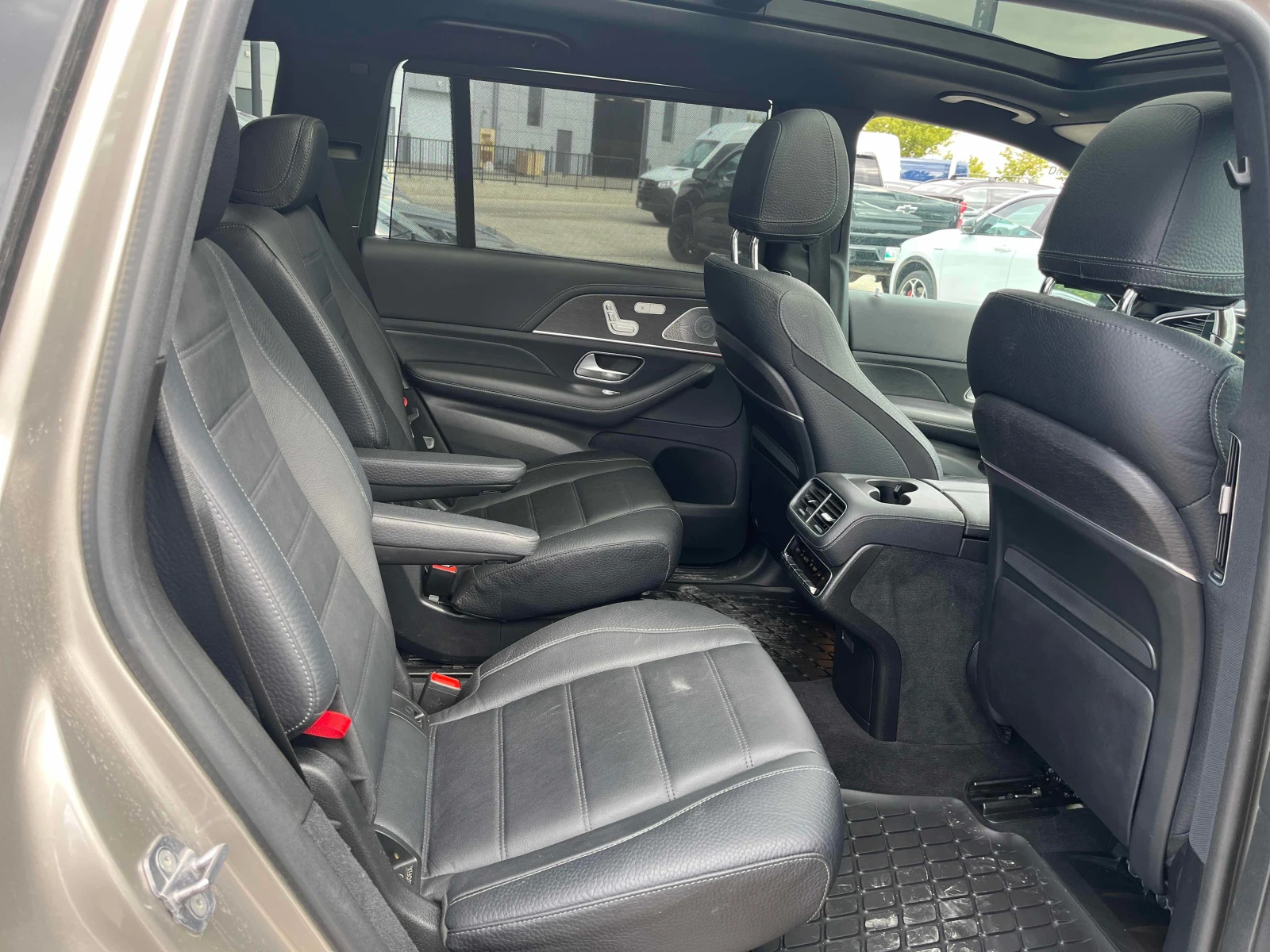 Mercedes-Benz GLS580  * CARFAX * , снимка 14 - Автомобили и джипове - 56131814