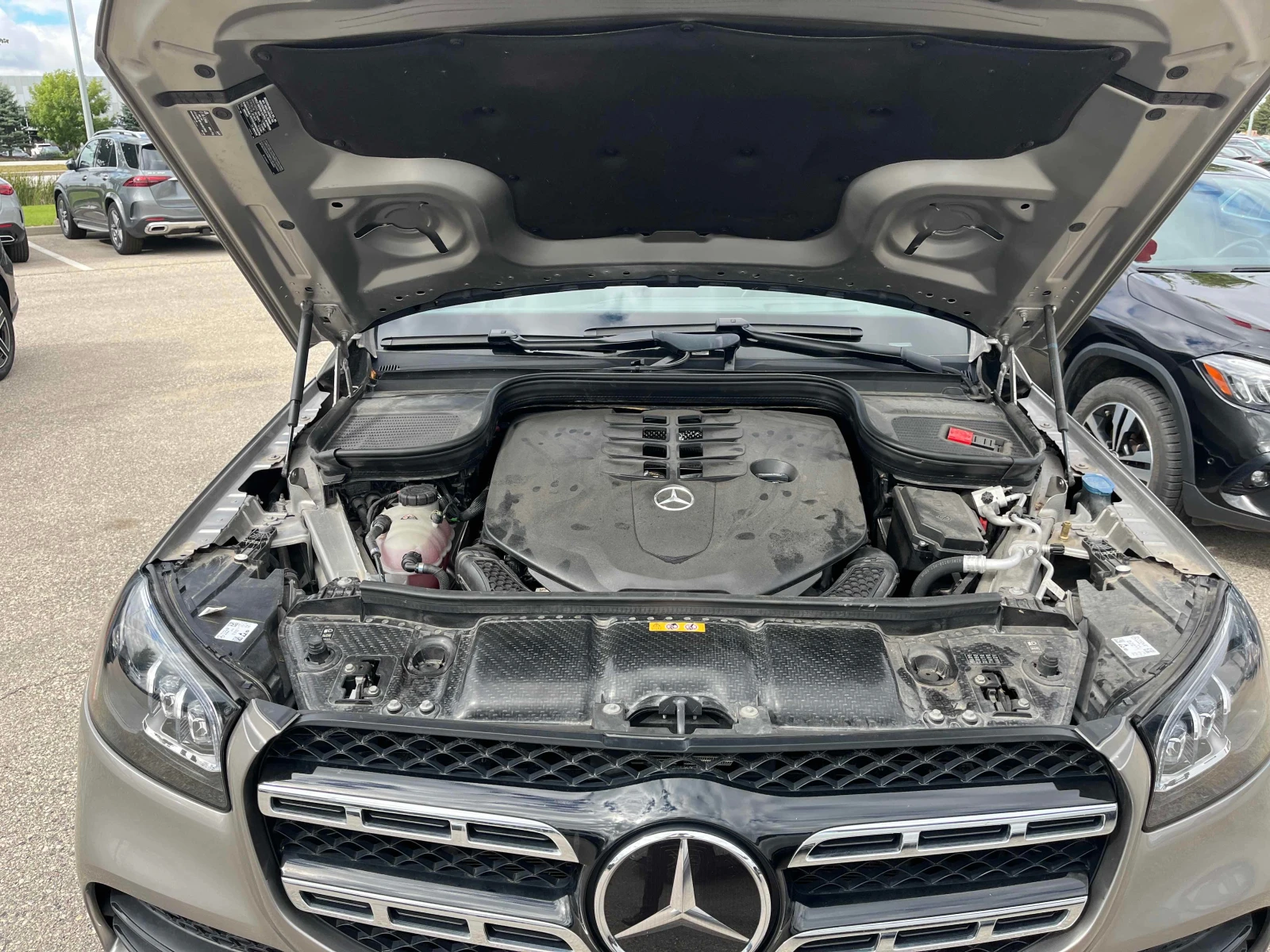 Mercedes-Benz GLS580  * CARFAX * , снимка 10 - Автомобили и джипове - 56131814