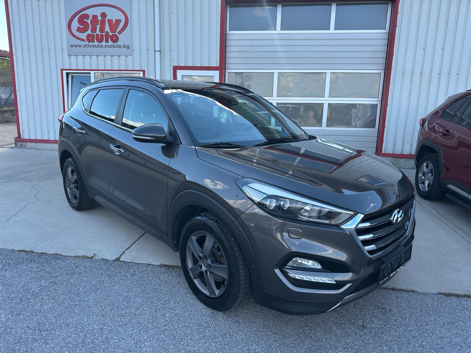 Hyundai Tucson  X-POSSIBLE 4x4 FULL OPTIONS, снимка 7 - Автомобили и джипове - 56258365