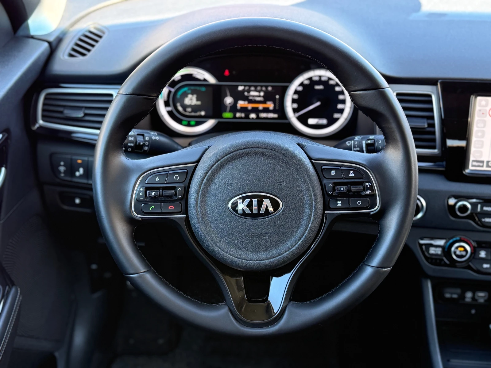 Kia Niro 1.6 Hybrid Energy ! ��� ��������� 100% ������ �� ! | Mobile.bg � ����������� 11