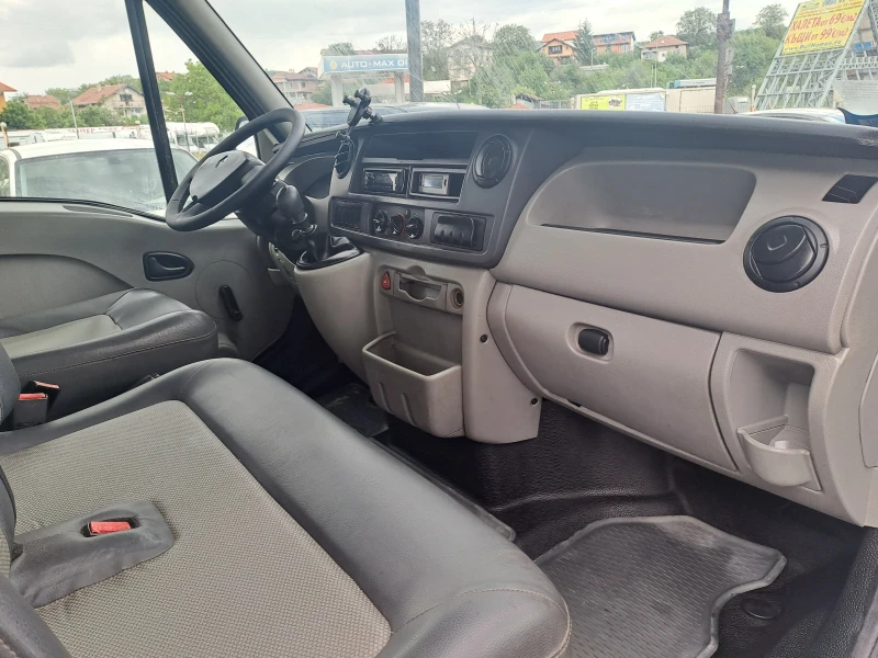 Renault Master 2.5 TD, снимка 10 - Бусове и автобуси - 50565994