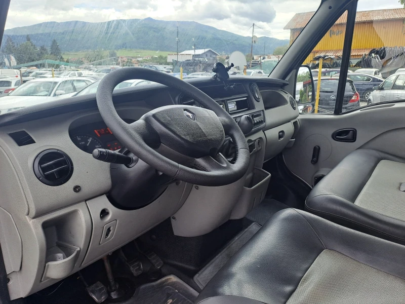 Renault Master 2.5 TD, снимка 9 - Бусове и автобуси - 50565994