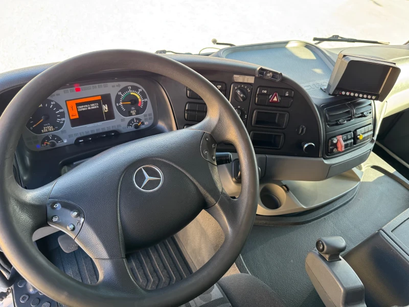 Mercedes-Benz Actros, снимка 12 - Камиони - 47622465