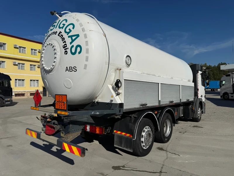 Mercedes-Benz Actros, снимка 3 - Камиони - 47622465