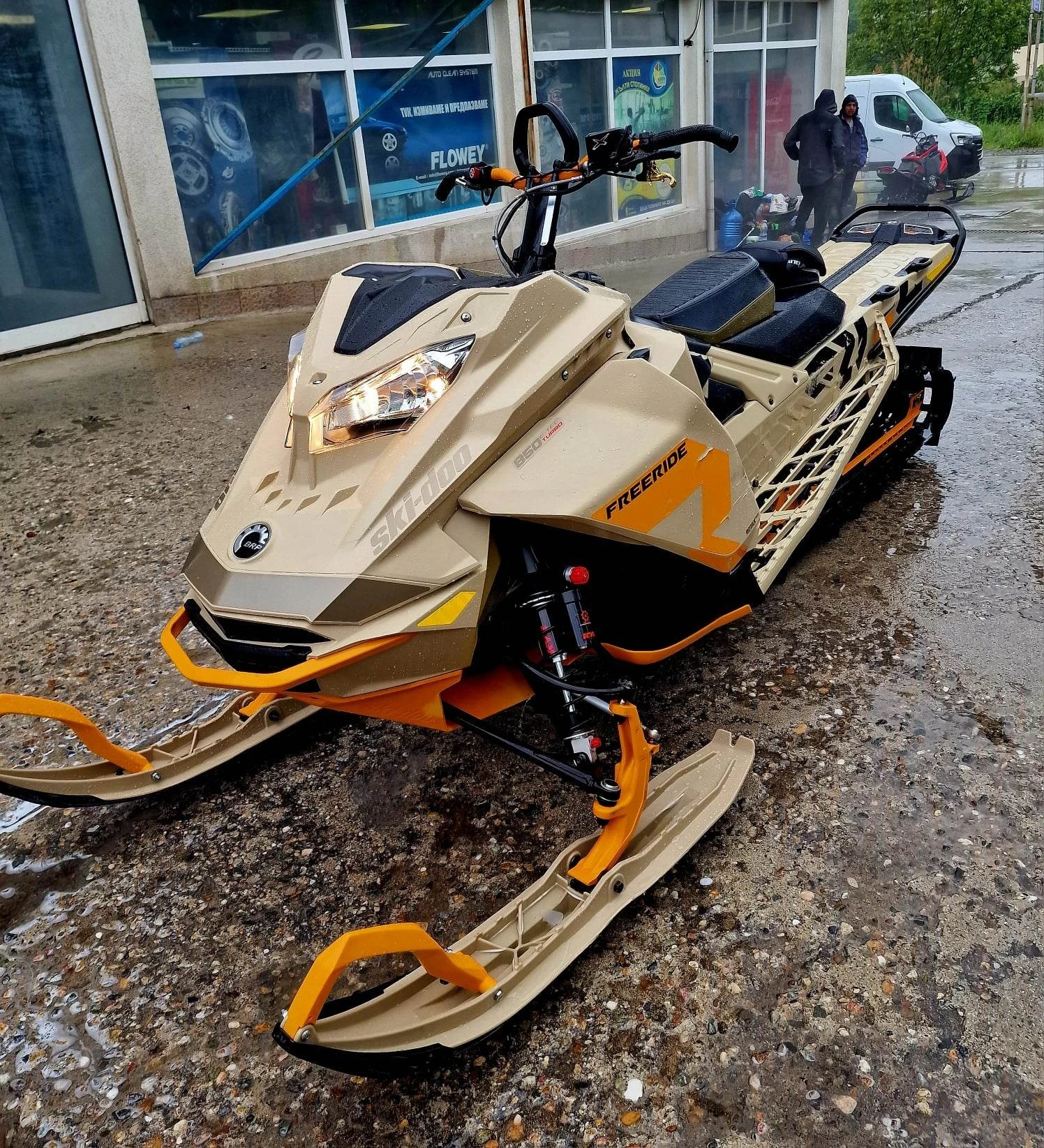 Ski-Doo Freeride 850 TURBO - изображение 4