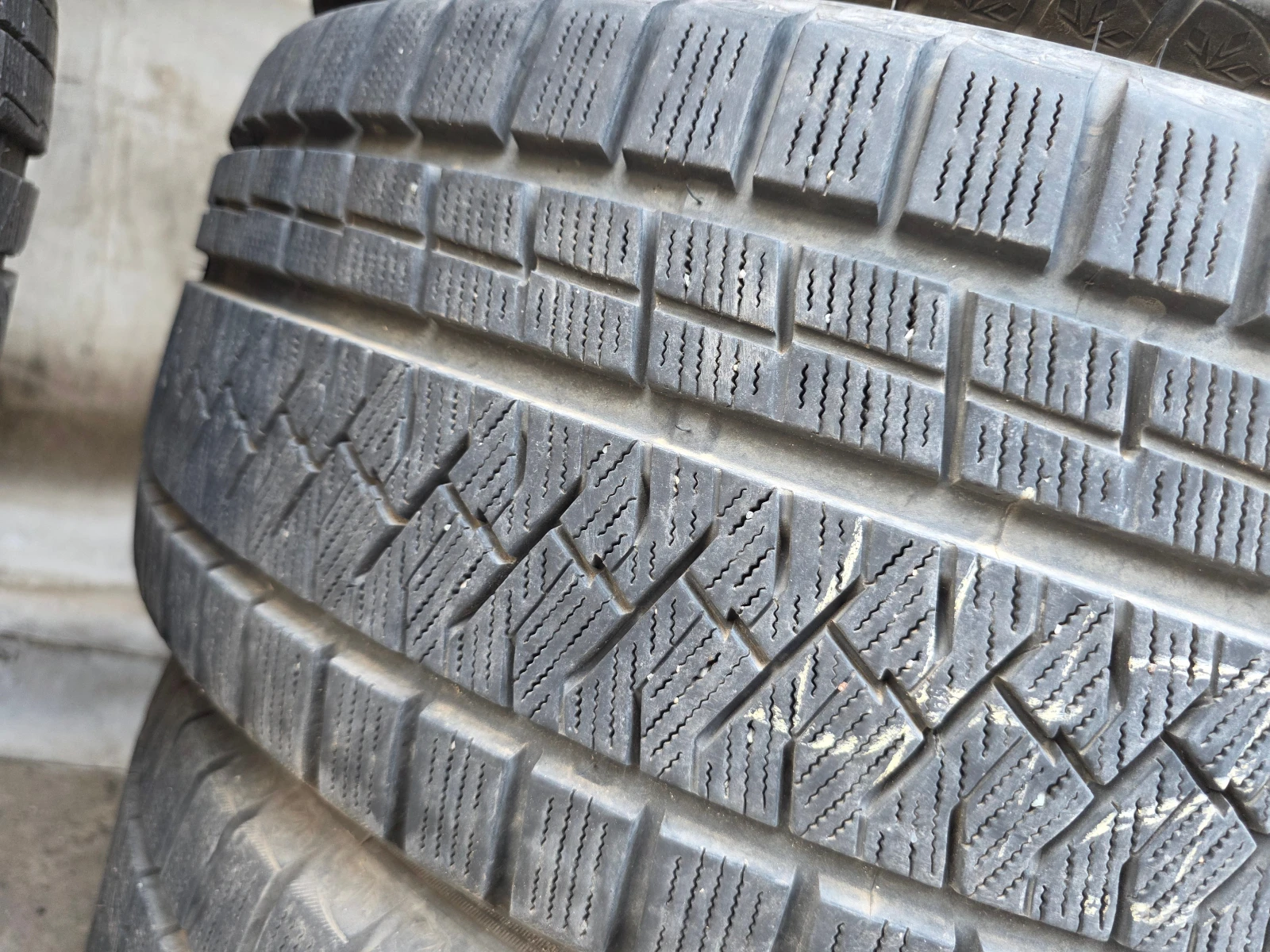 ���� 225/45R19 | Mobile.bg � ����������� 3