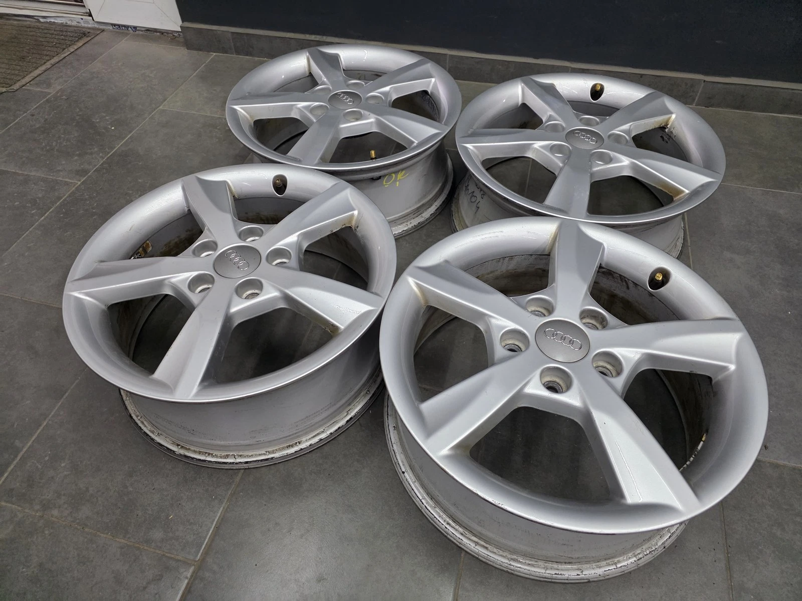 Джанти за Audi, снимка 4 - Гуми и джанти - 56724206