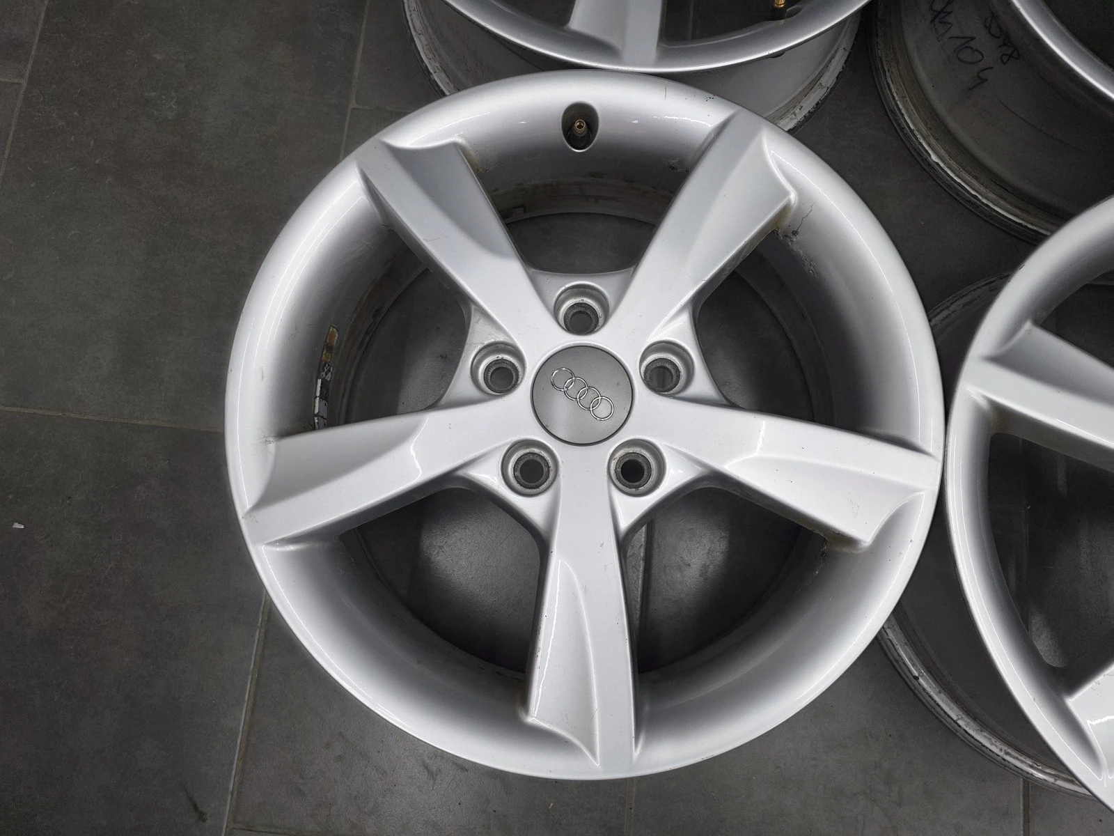 Джанти за Audi, снимка 7 - Гуми и джанти - 56724206