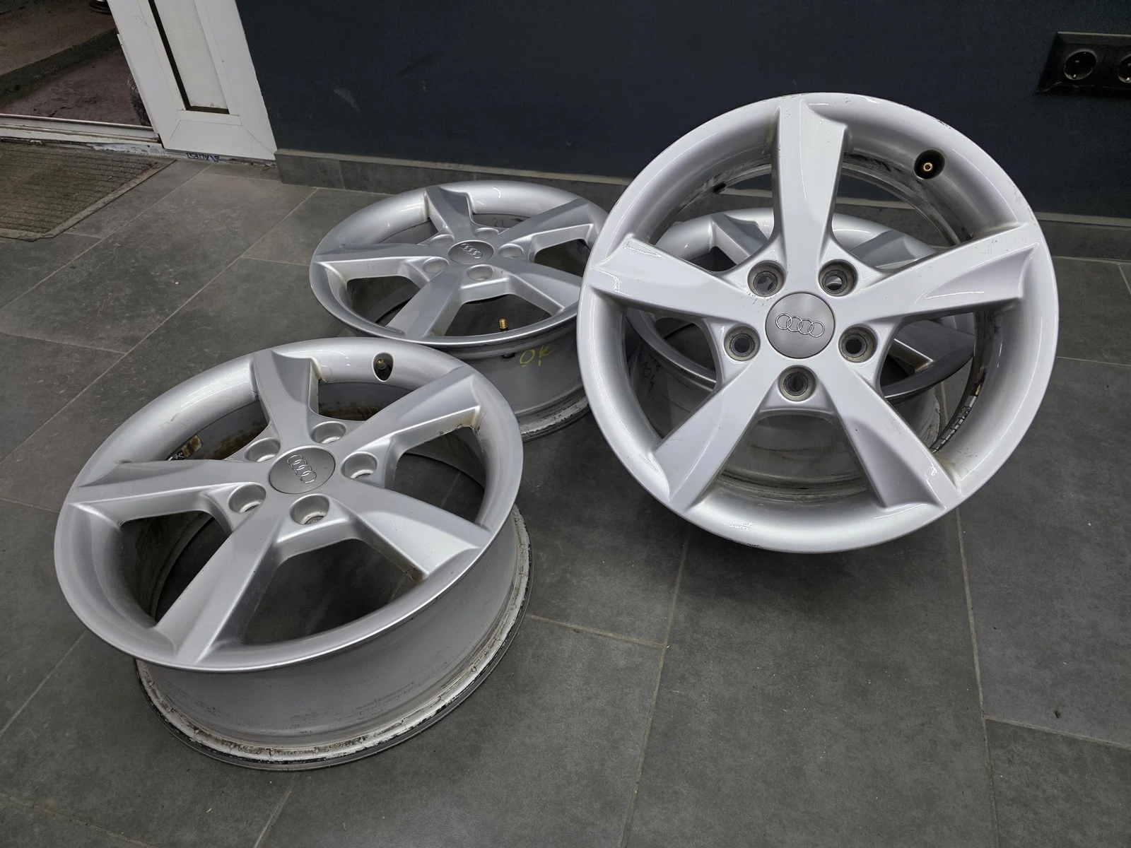 Джанти за Audi, снимка 2 - Гуми и джанти - 56724206