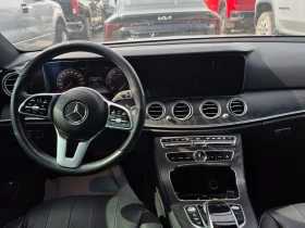 Mercedes-Benz E 300  CARFAX / ПАНОРАМА / АВТОКРЕДИТ, снимка 10