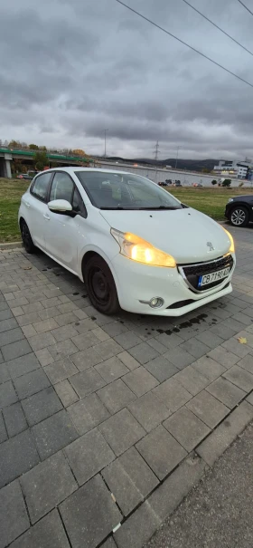 Peugeot 208, снимка 8