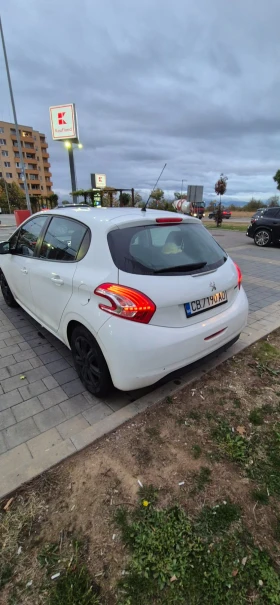 Peugeot 208, снимка 4