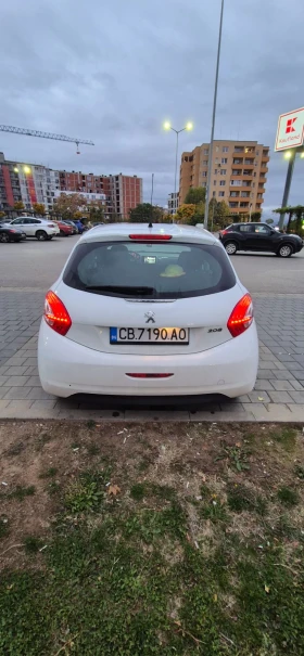 Peugeot 208, снимка 5